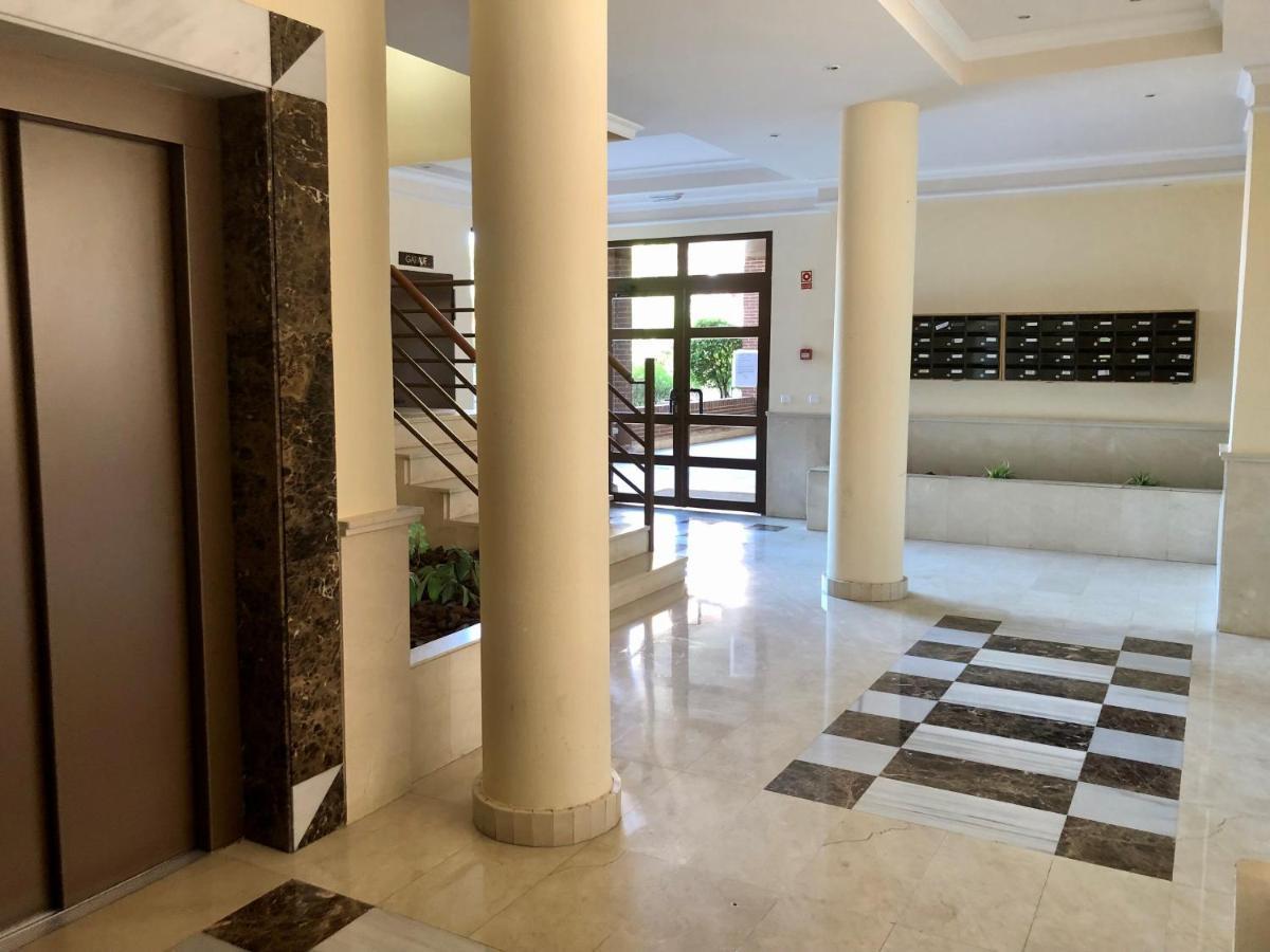 Apartamento Wanda Ifema Con Parking Y Piscina Madrid Kültér fotó