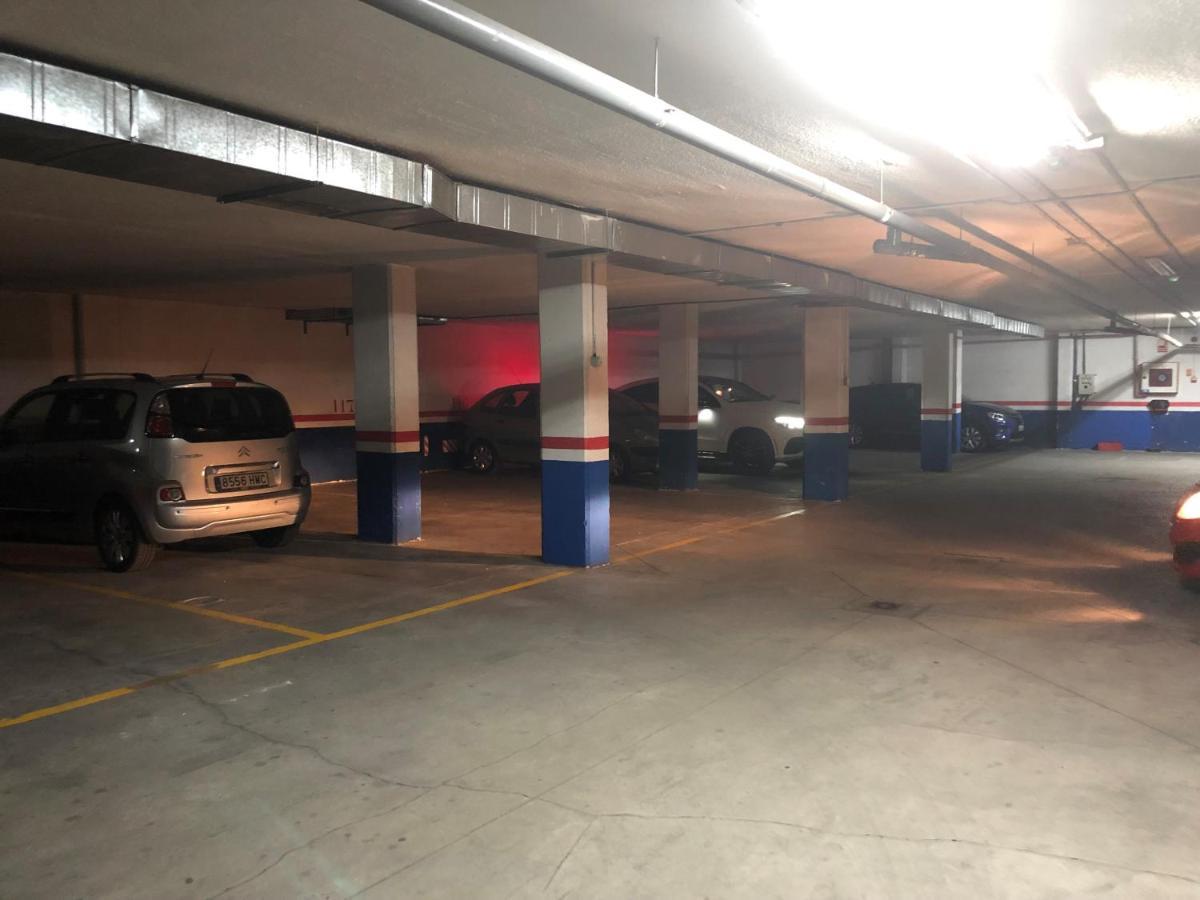 Apartamento Wanda Ifema Con Parking Y Piscina Madrid Kültér fotó