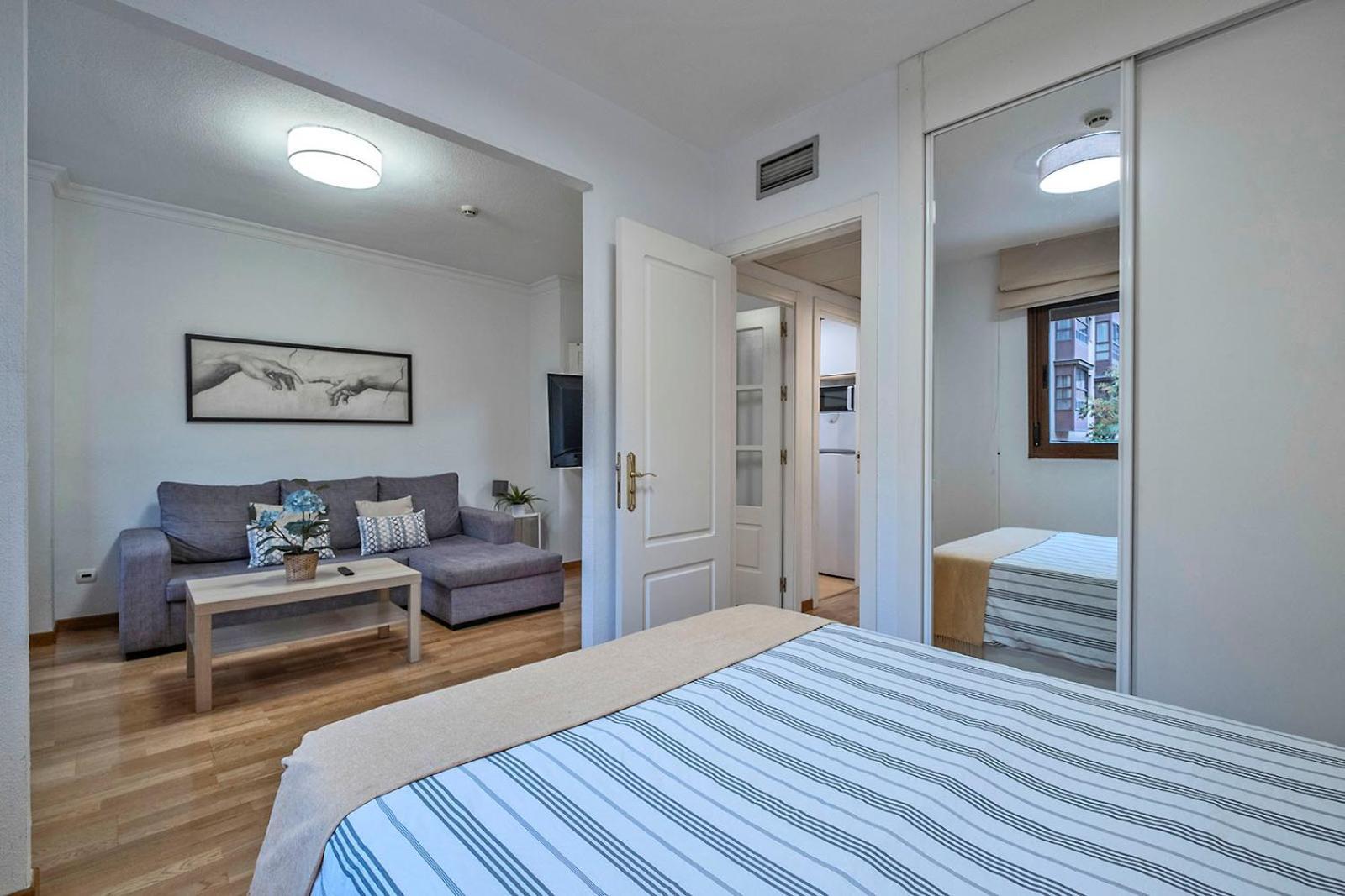 Apartamento Wanda Ifema Con Parking Y Piscina Madrid Kültér fotó