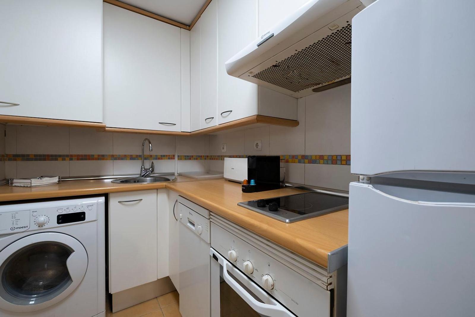 Apartamento Wanda Ifema Con Parking Y Piscina Madrid Kültér fotó